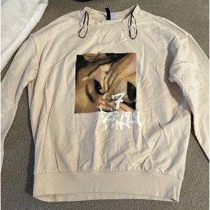 Size small women’s